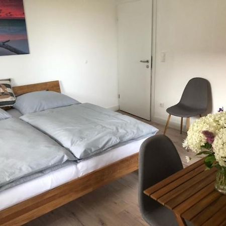 Die Gräfin auf Rügen - Ferienappartements Parchtitz Exterior foto