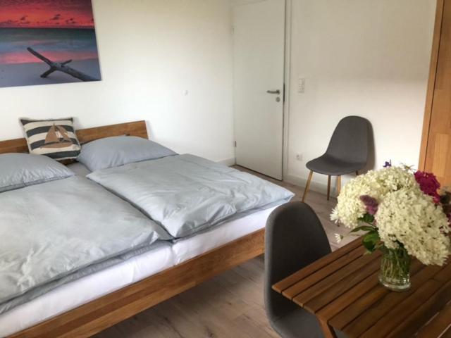 Die Gräfin auf Rügen - Ferienappartements Parchtitz Exterior foto